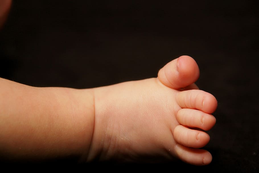足, 新生児, 子供, 赤ちゃんの足, 赤ちゃん, 人間, 生まれ変わった, 体の一部, 小さな子供, 人体の部分