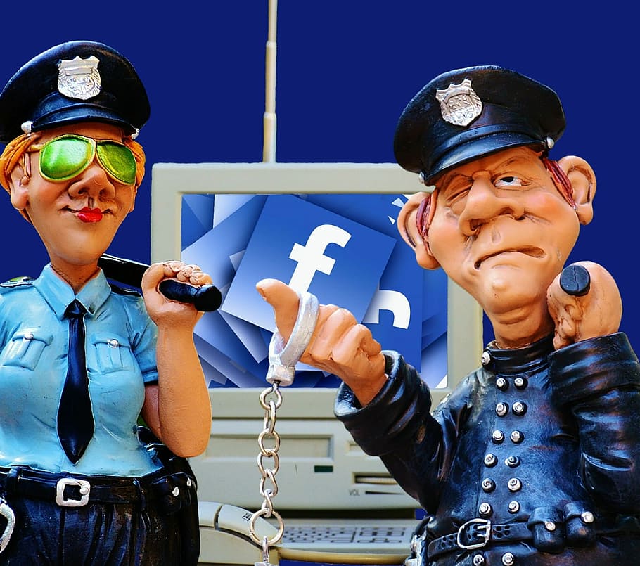 policeman, policewoman clay figurine, policewoman, clay, figurine, social media, internet, security, police, social networking