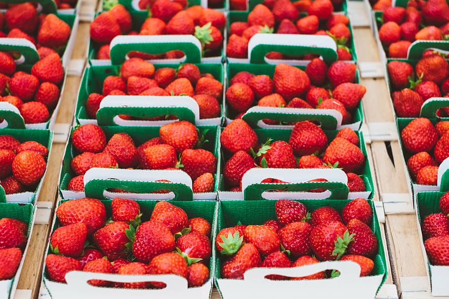 イチゴ果実, バスケット, 束, イチゴ, ボックス, 収穫, 市場, 新鮮な果物, 食品, 豊富さ