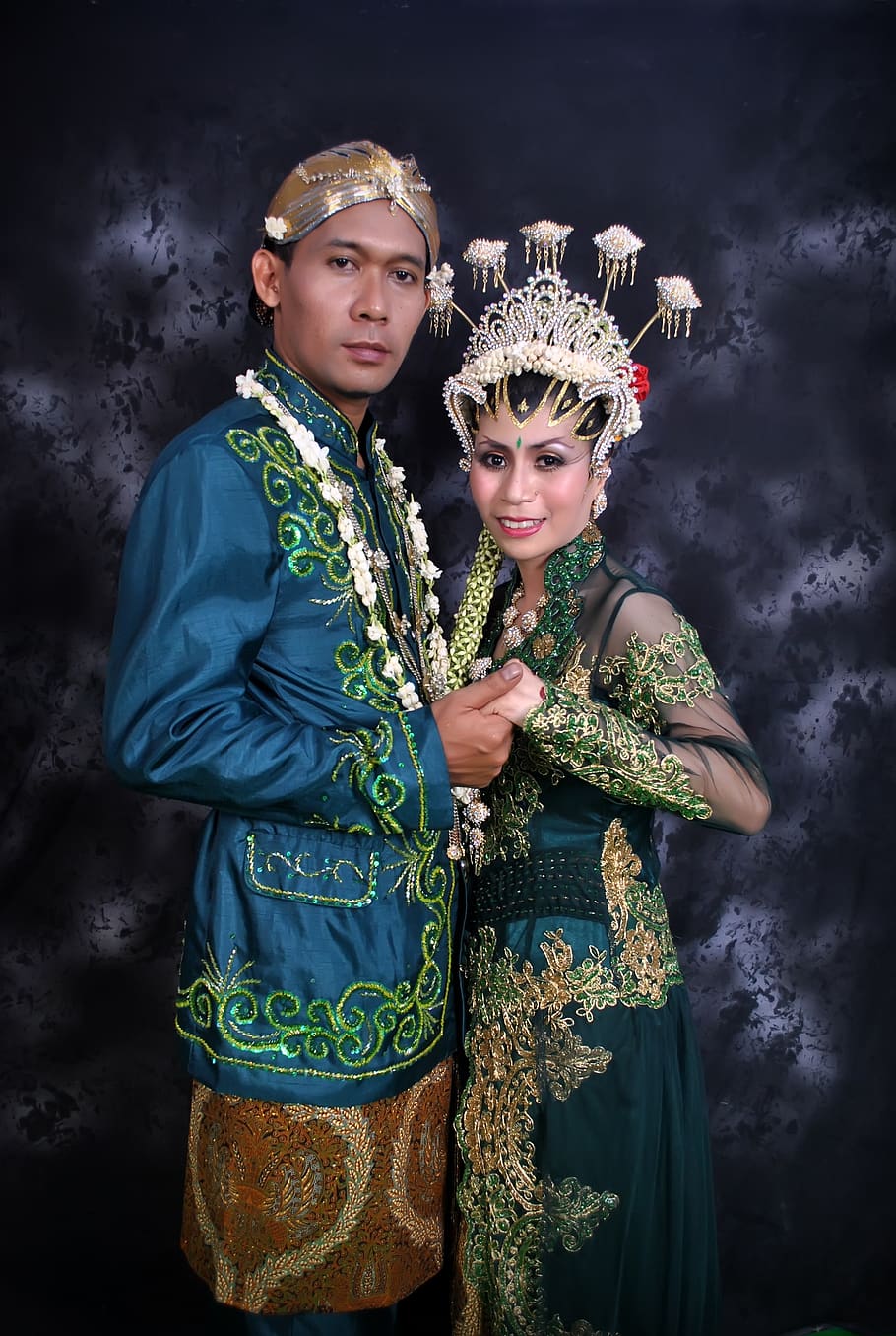 couple, wedding, traditional, love, married, bride, clothes, accessories, happiness, javanese