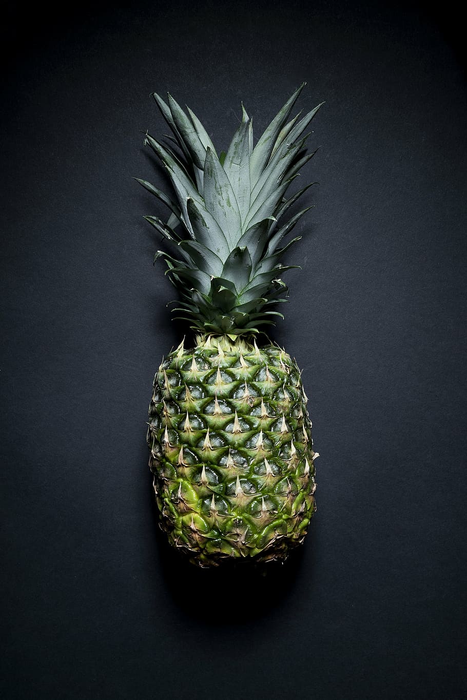 green pineapple, green, pineapple, fruit, healthy, food, healthy eating, food and drink, freshness, studio shot