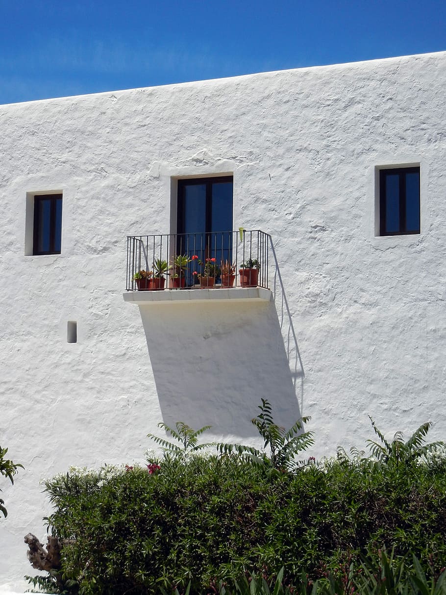 White, Balcony, Hot, Shadow, Sun, Hedge, architecture, sea, ibiza, building exterior