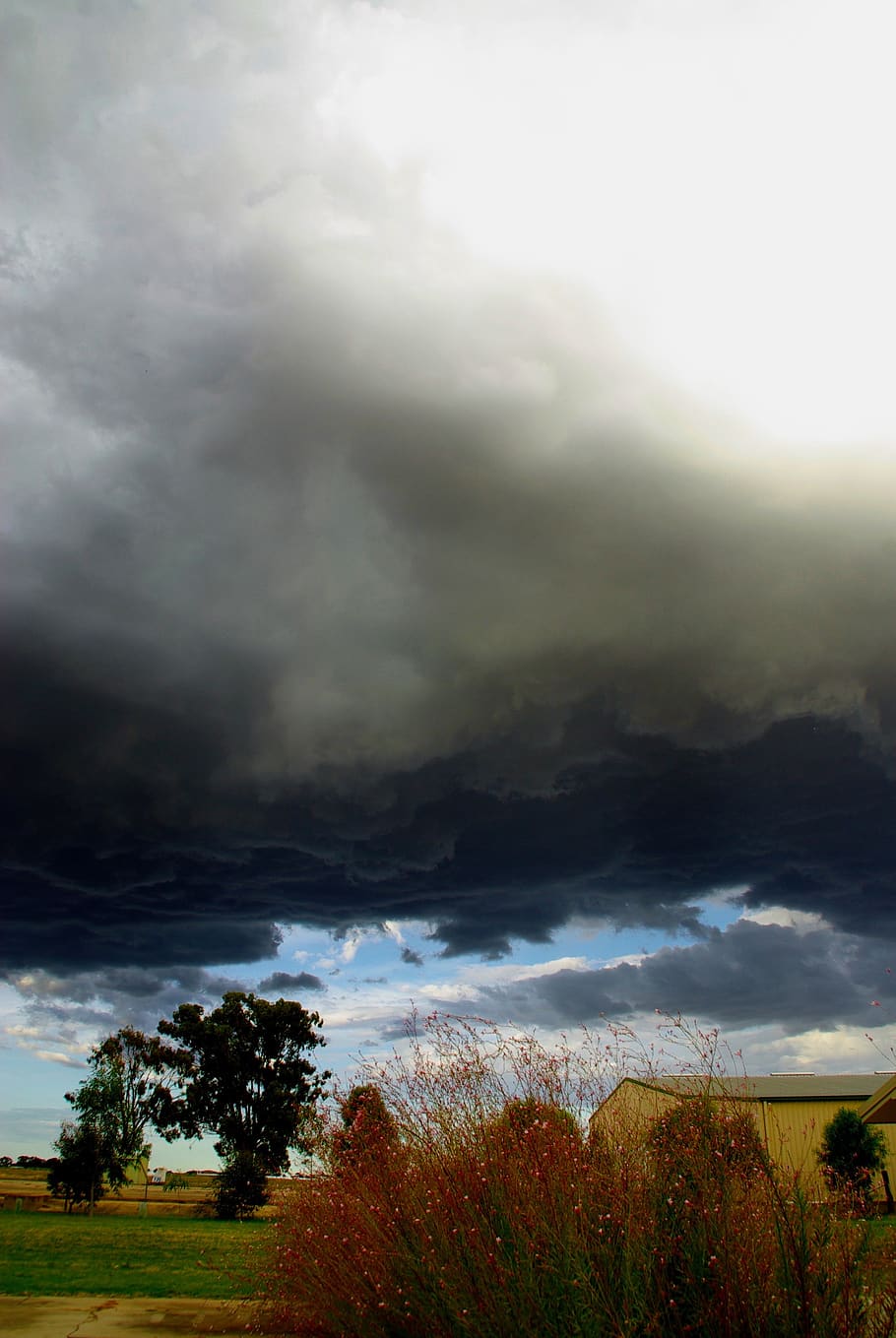 storm, weather, clouds, thunderstorm, atmosphere, dark, cloudburst, dramatic, threatening, dangerous