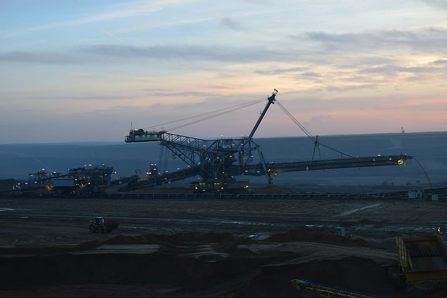 excavators, riesen, open pit mining, overburden, brown coal, removal, commodity, industry, carbon, energy