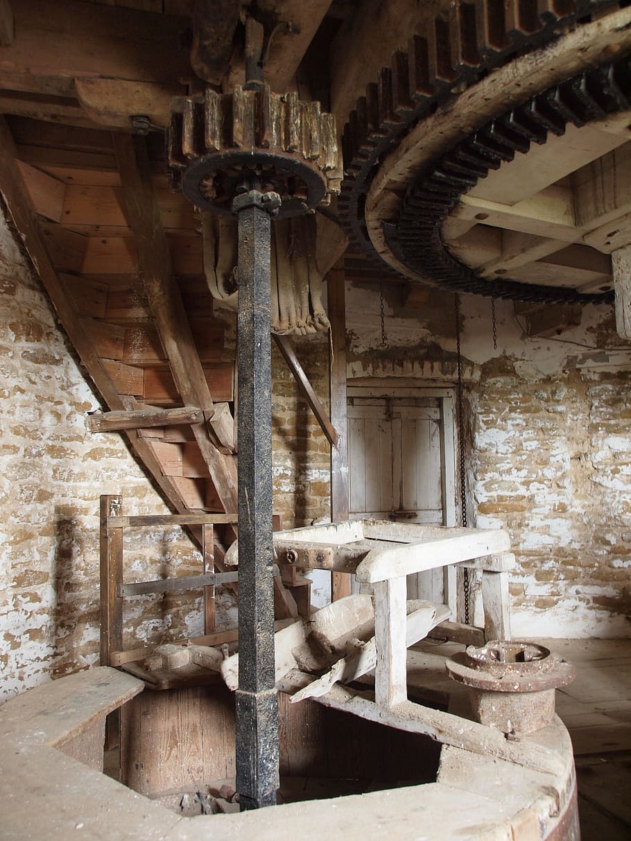 windmill, mill, wood, machinery, cogs, grinding, milling, beige, old, historical