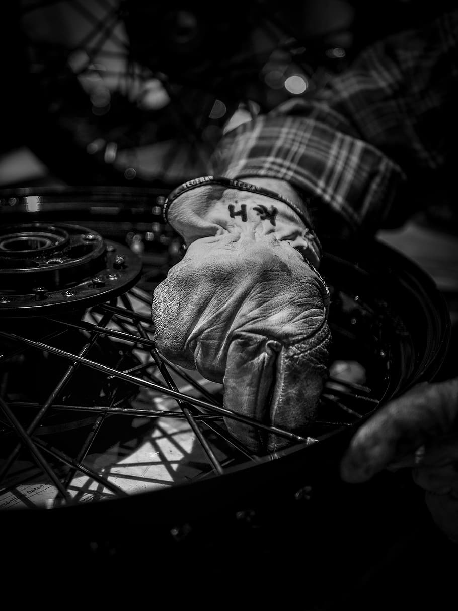 berlin, germany, spokes, wheel, motorcycle, blackandwhite, fineart, one person, real people, selective focus
