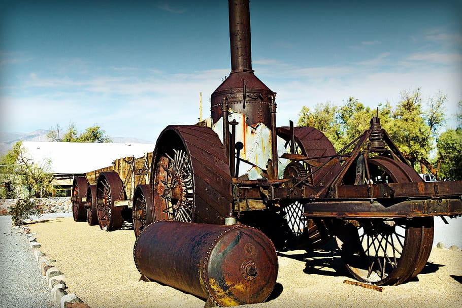tractor de vapor, vagón de mineral, antiguo, vintage, minería, transporte, patrimonio, valle de la muerte, california, estados unidos