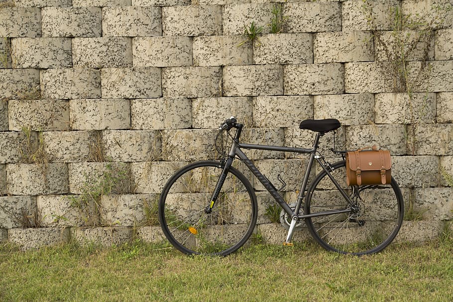 classic hybrid bike