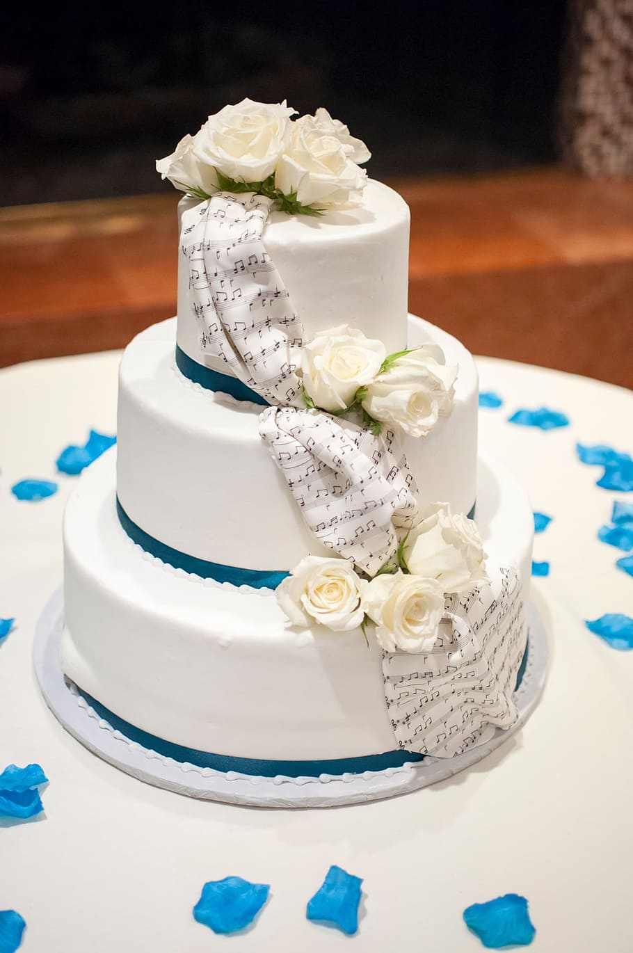 white, 3-layer, 3- layer cake, flowers, cake, wedding, food, sweet, dessert, celebration