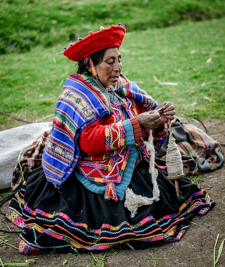 mujer, vistiendo, multicolor, manga larga, top, chola, peru, inka, cusco, mujeres