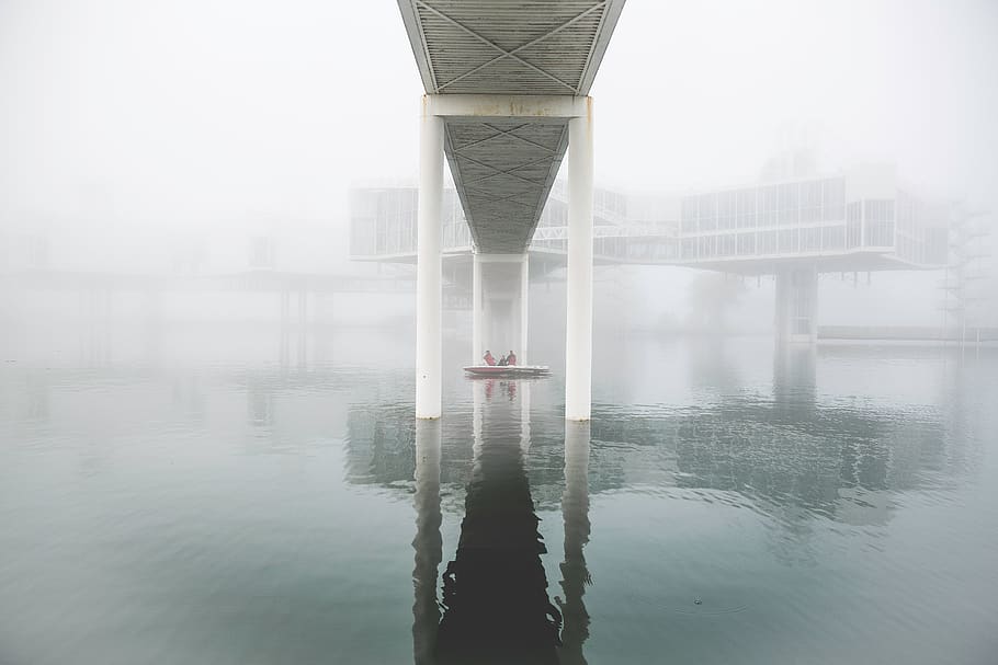 puente, agua, arquitectura, barco, niebla, reflexión, al aire libre, estructura construida, frente al mar, naturaleza