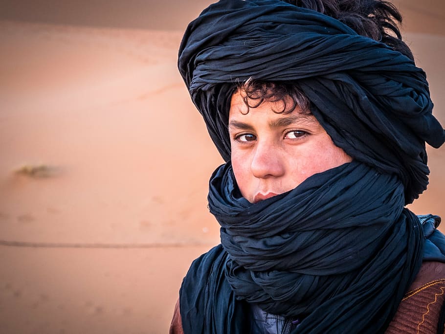 man, wearing, blue, headscarf, moroccan, human, face, desert, portrait, head