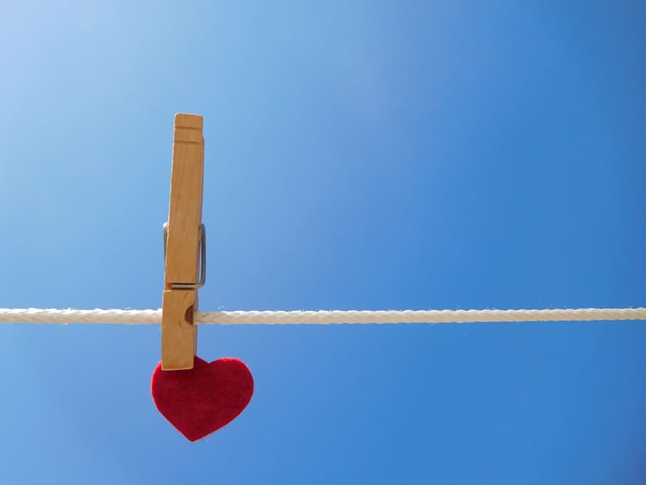 heart, clothespin, clothesline, wooden clothespin, blue, copy space, rope, sky, close-up, studio shot