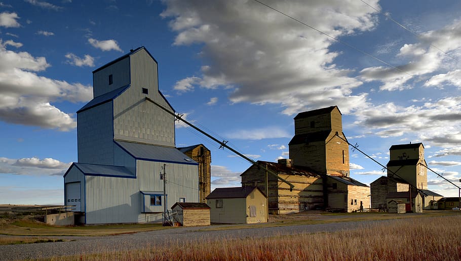 Mossleigh, Alberta, Canada, teal, farm, house, sky, cloud - sky, built structure, architecture