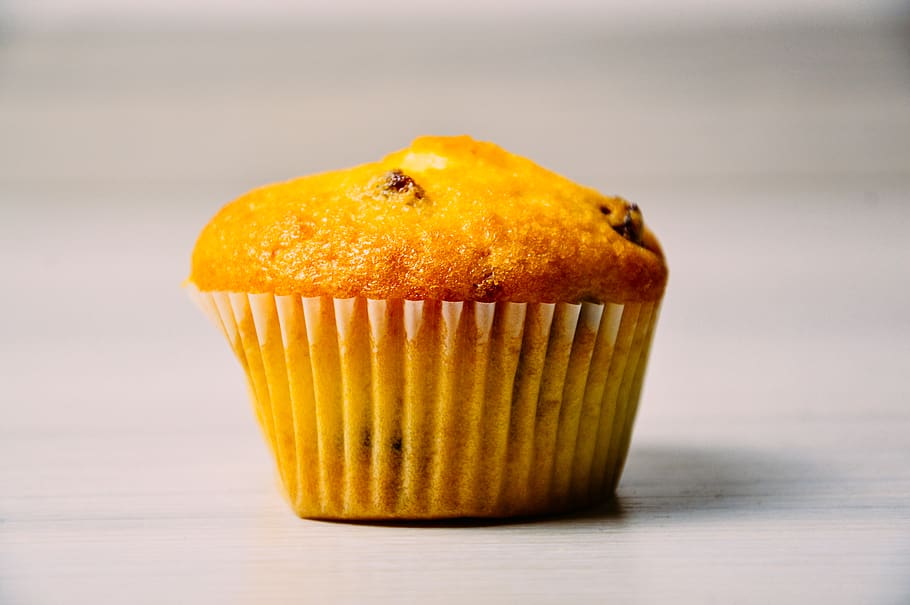 muffin, baking, food, kitchen, snack, food and drink, single object, cupcake, close-up, studio shot