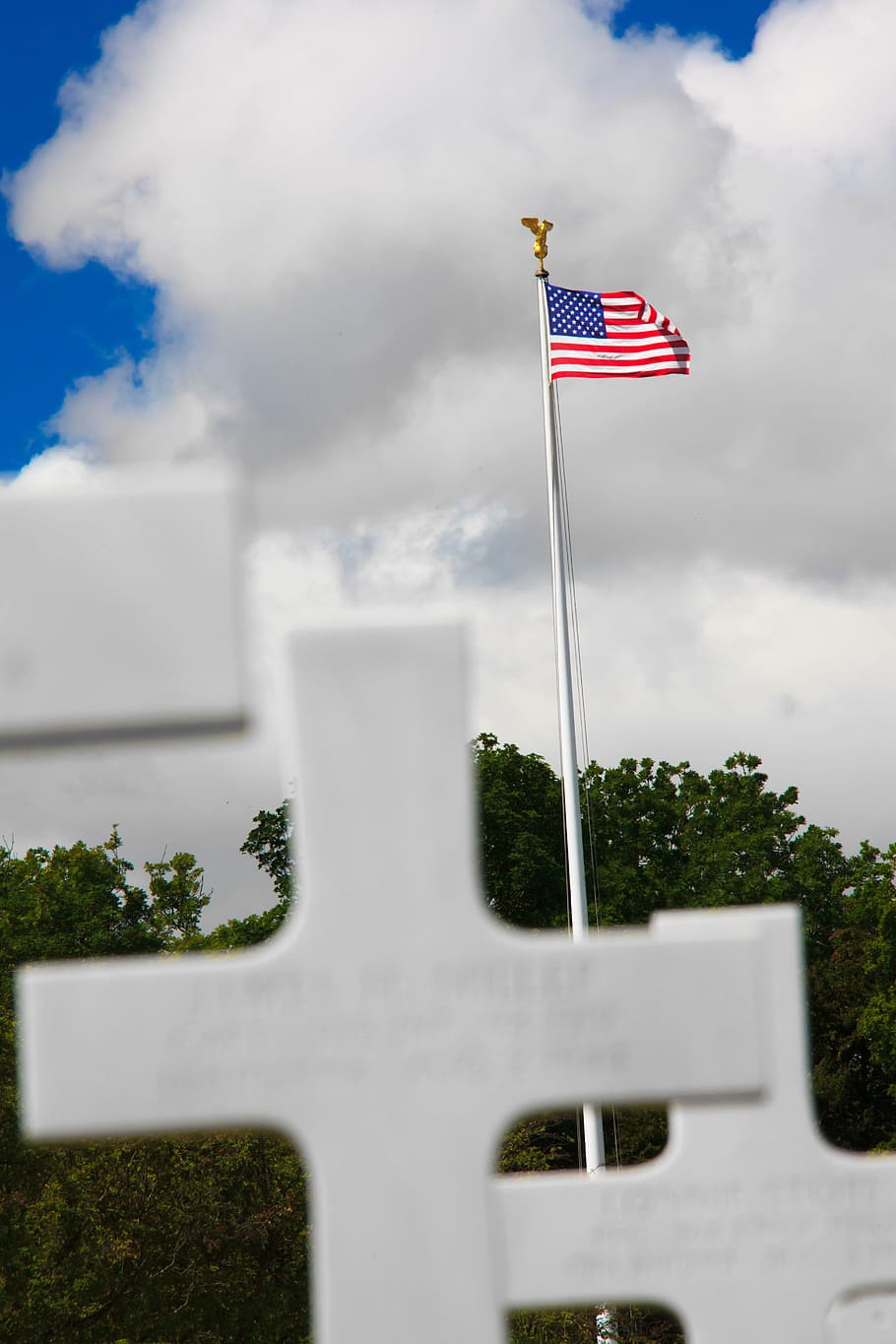 flag, america, raised, pole, american, burial, cemetery, memorial, day, cross