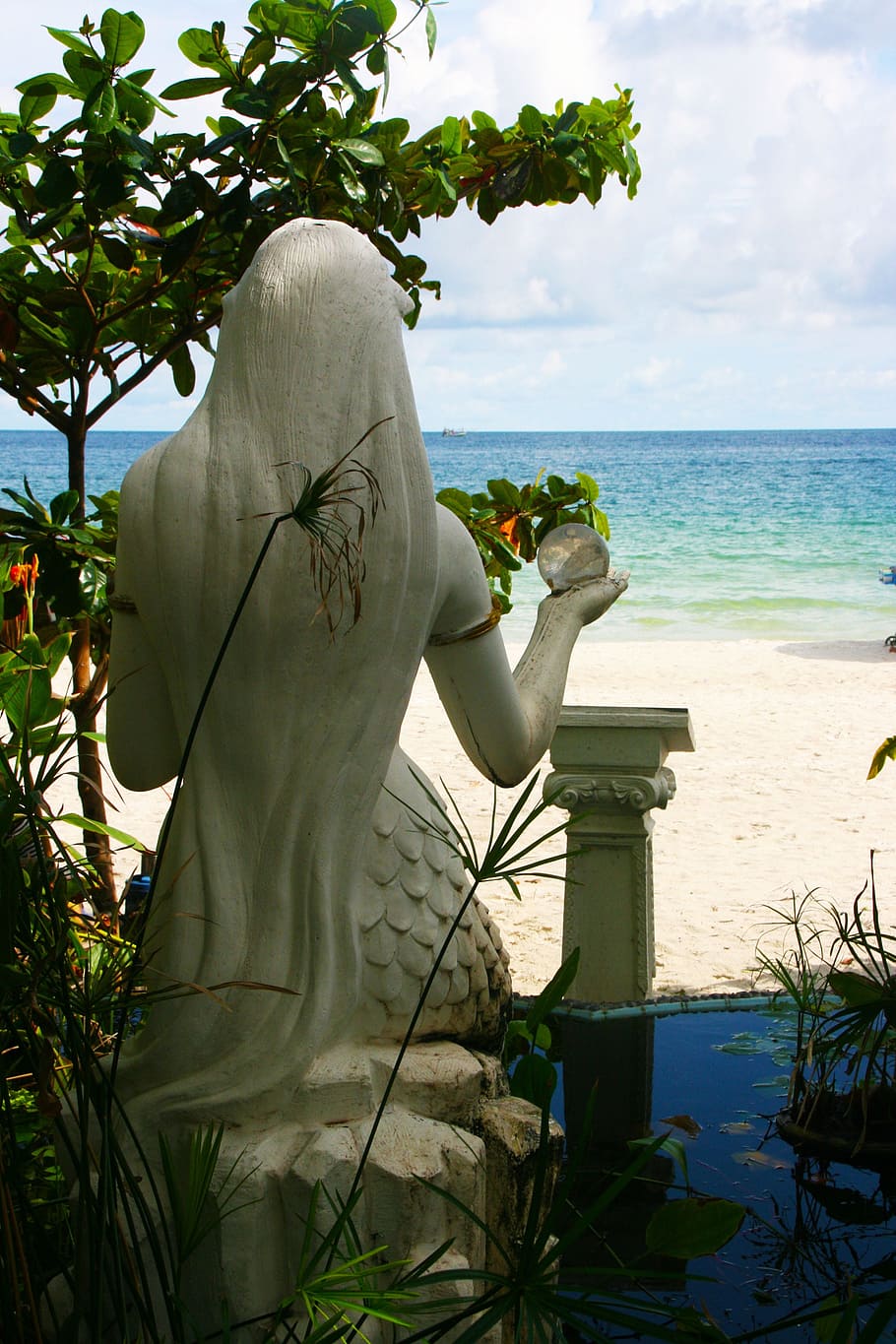 mermaid statuette, facing, body, water, mermaid, crystal ball, sea, sand, thailand, crystal