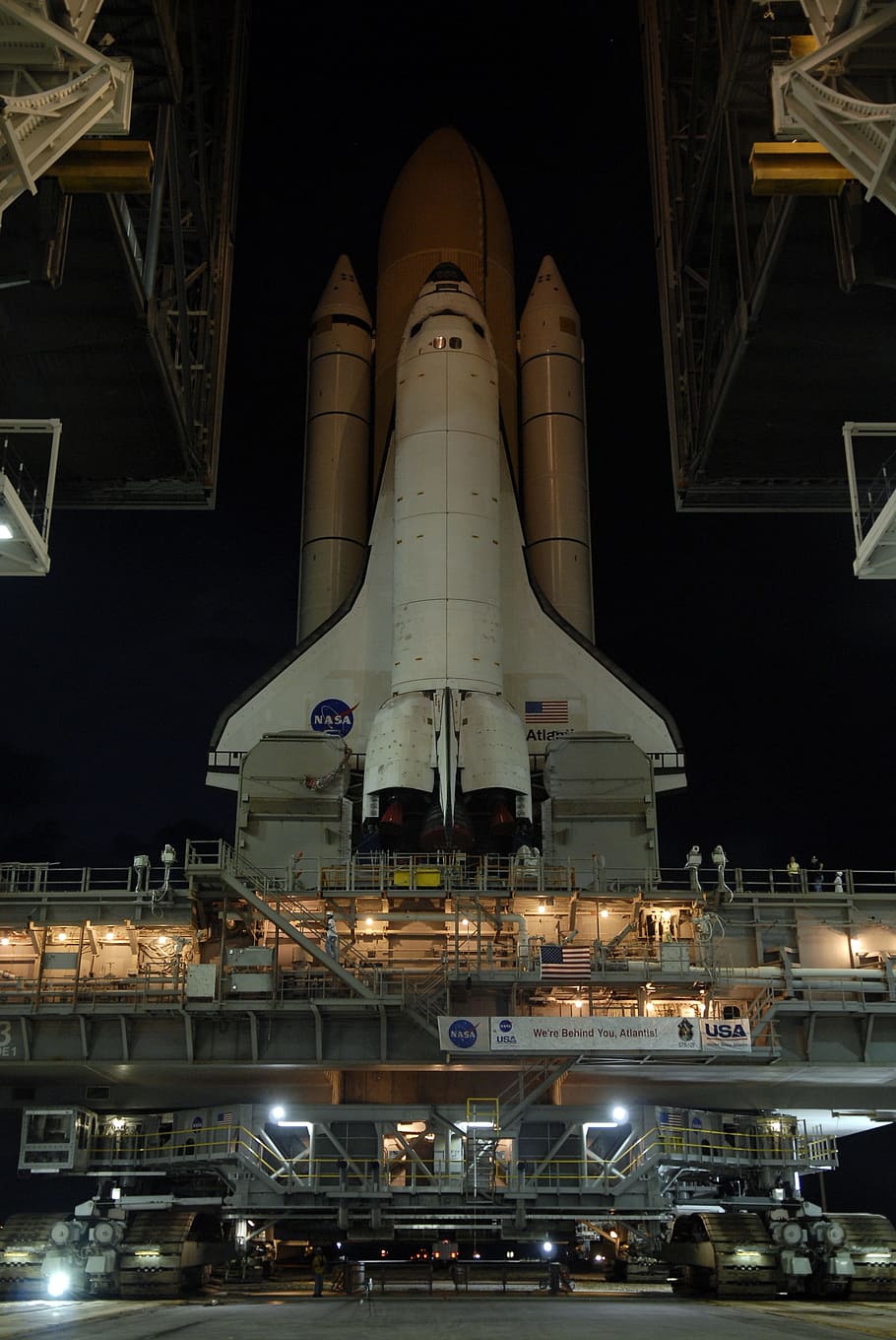 atlantis space shuttle, rollout, launch, pad, cape canaveral, florida, usa, rocket, booster, mission
