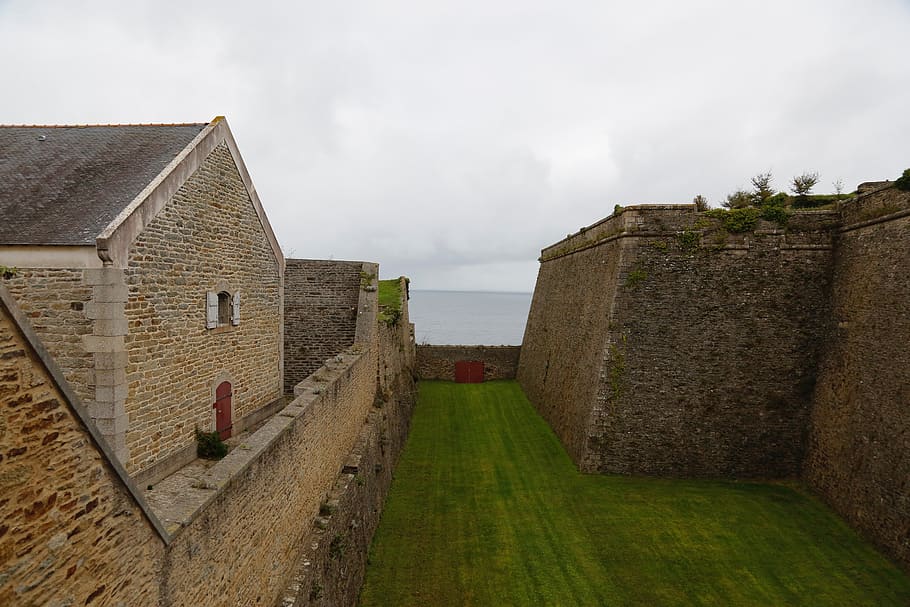 fort, rampart, brittany, fortification, pierre, france, citadel, architecture, history, monument