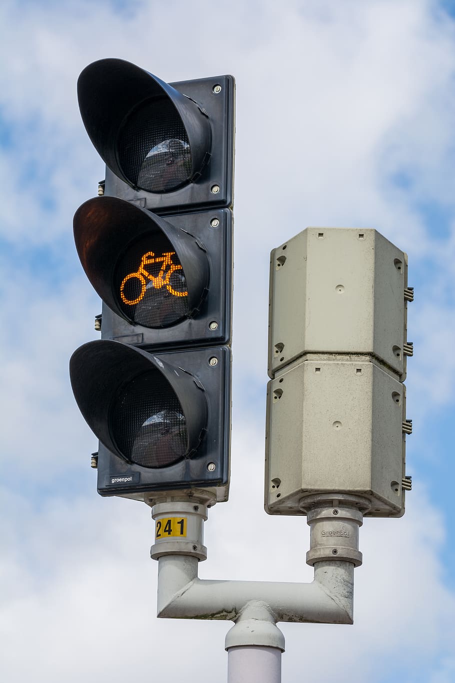 semáforo, semáforos, cruce, peligro, letrero, encrucijada, luz, naranja, luz naranja, bicicleta