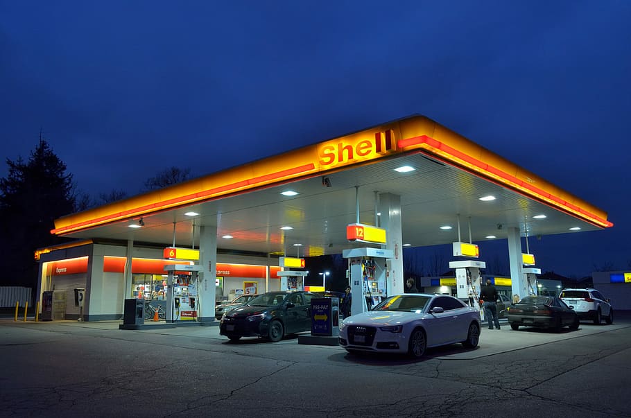 four, cars, shell gasoline station, Shell gasoline, gasoline station, gas station, oil industry, oil prices, oil and gas, diesel