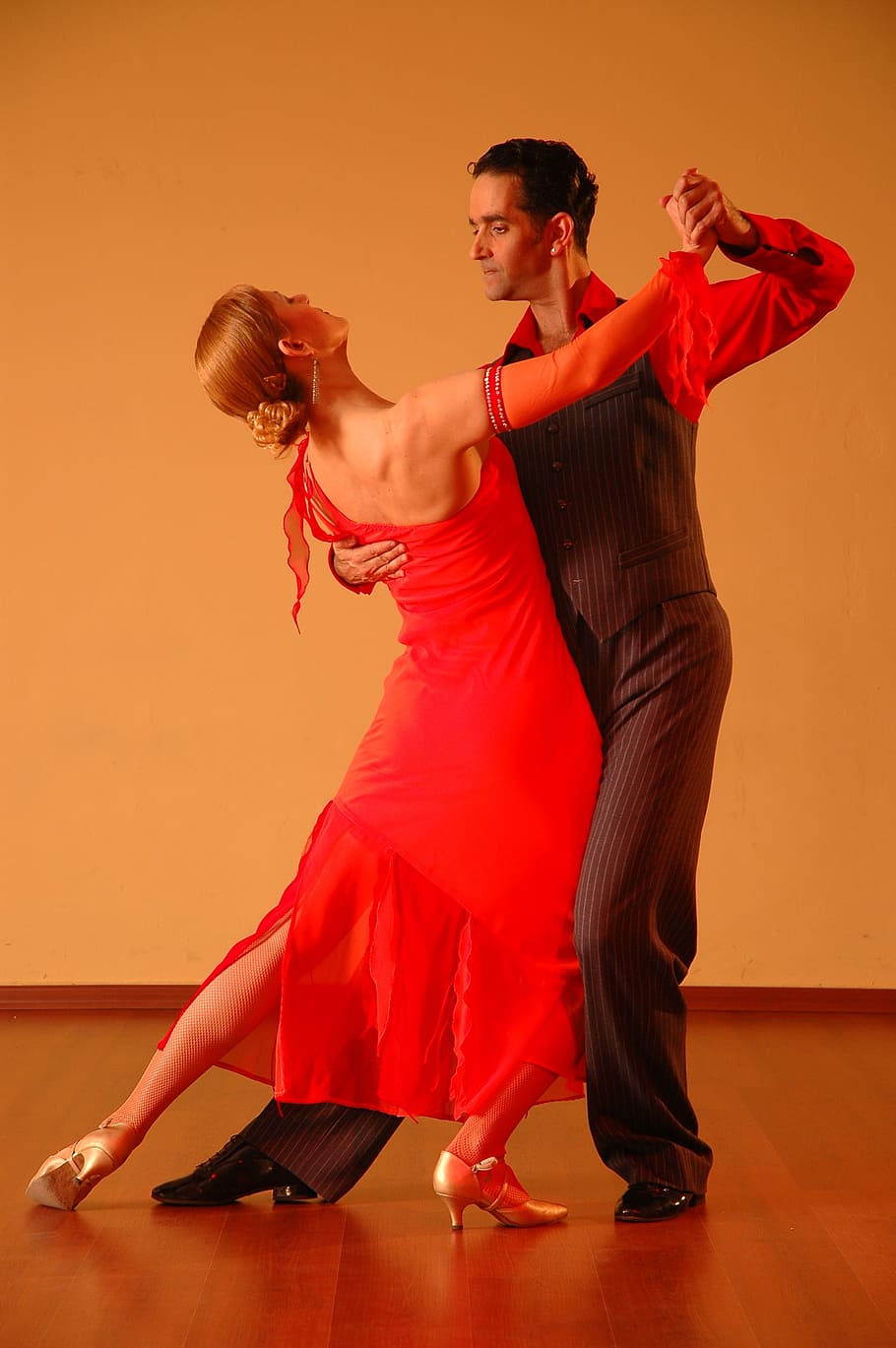 man, woman dancing, dancing, dance, ballroom, elegance, style, tangoing, tango, dancer