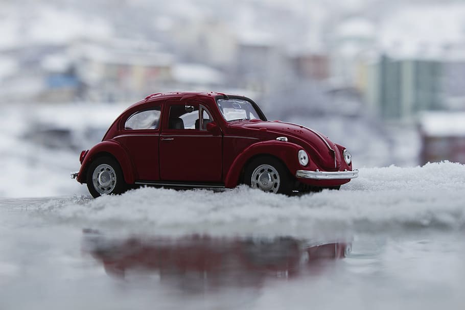 selectivo, foco, fotografía, rojo, Volkswagen, escarabajo, cupé, escala, modelo, nieve