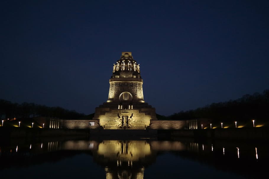leipzig, monument, places of interest, völkerschlachtdenkmal, germany, landmark, night, water, illuminated, reflection
