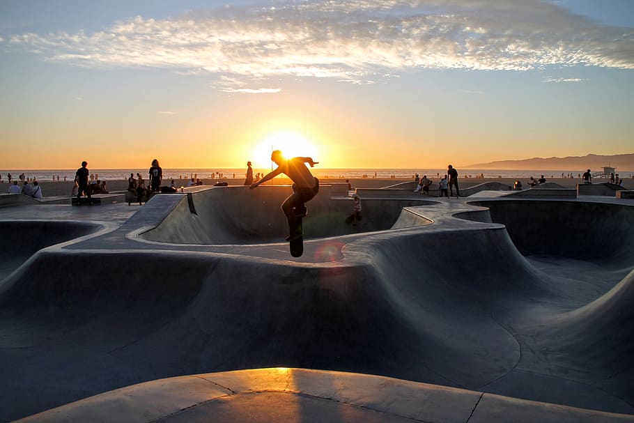 patineta, gente, chico, skateboarding, deporte, lugar, horizonte, cielo, nubes, puesta de sol