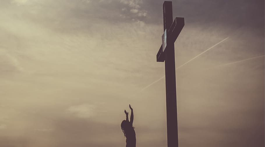 실루엣 사진, 사람, 서있는, 앞, 십자가, 사람들, 여자, 기도하다, 예배, 구름