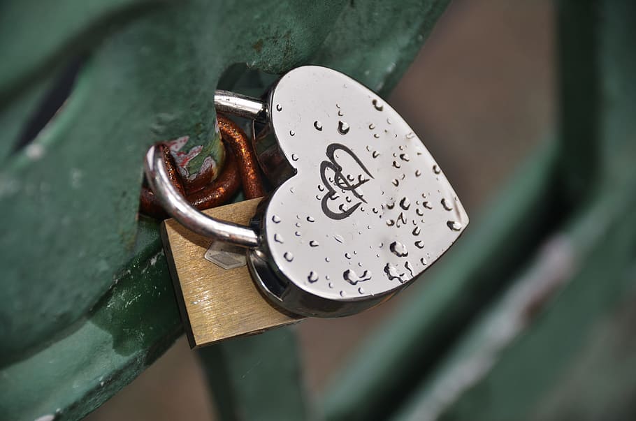 dua gembok bersama, perak, hati, gembok, tutup, kunci, antik, keamanan, pintu, besi