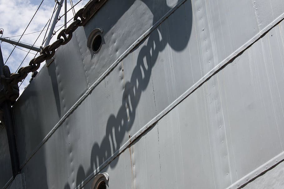 steel chain, steel, anchor chain, shadow, ship deck, puglia, cruiser, italian navy, gift, to gabriele d'annunzio