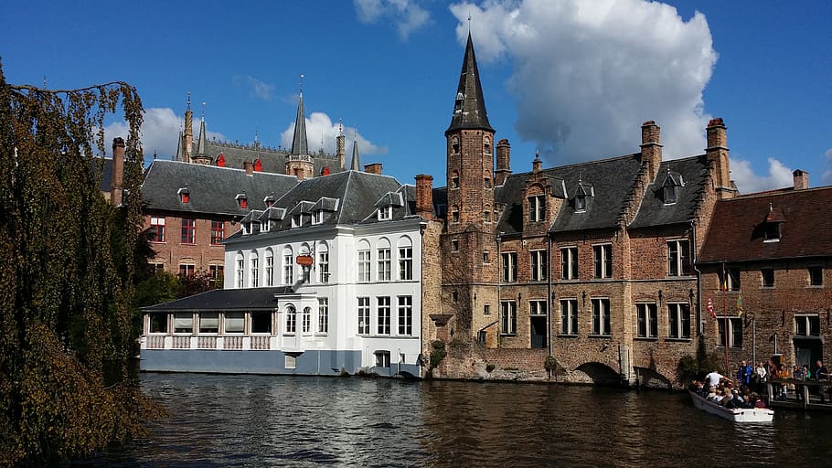 brugge, belgium, canals in belgium, building exterior, architecture, built structure, sky, water, building, travel destinations
