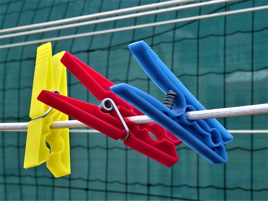 clothes peg, leash, color, creativity, clothespin, yellow, blue, red, group of objects, plastic