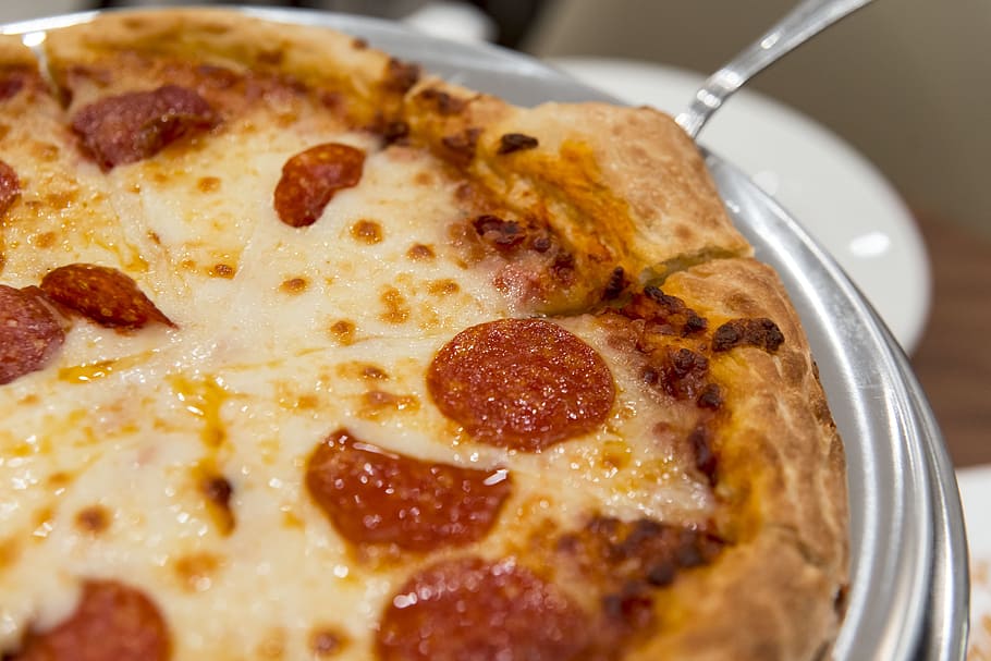 close-up photo, pepperoni pizza, gray, plate, pizza, pepperoni, cheese, food, dinner, mozzarella