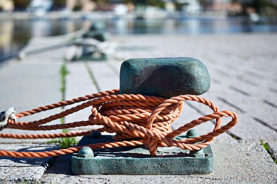 bitta, top, jetty, rope, sea, maritime, boat, waters, boats, outdoors