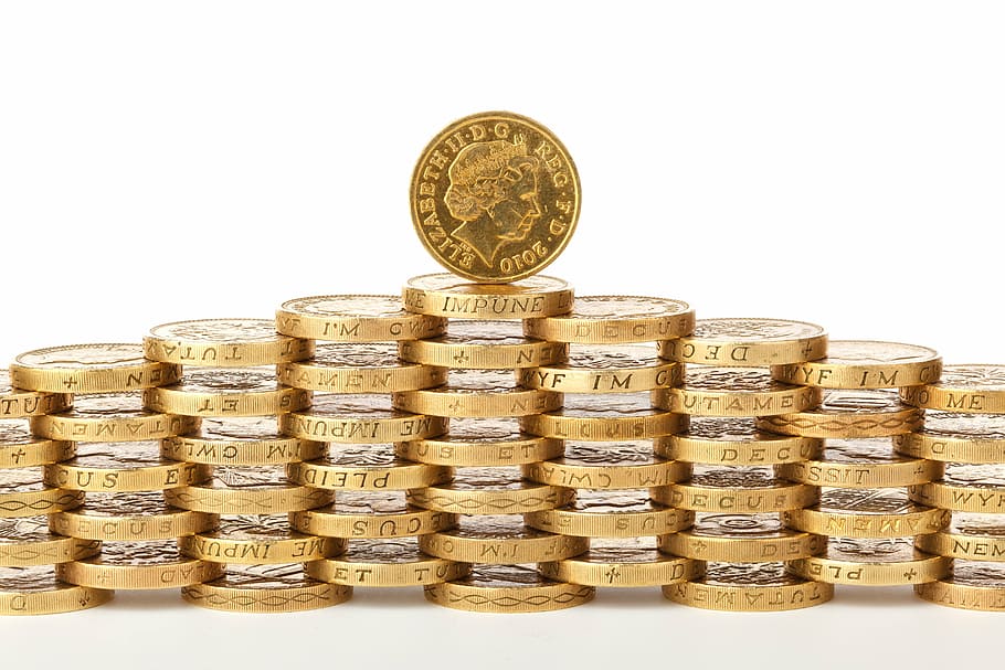 moedas douradas empilhadas, banco, negócios, dinheiro, moeda, britânico, pilha, depósito, ganhos, finanças