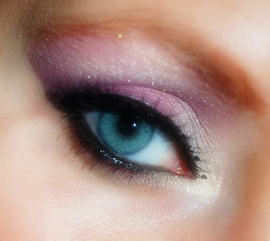 primer plano, foto, mujer, púrpura, sombra de ojos plateada, maquillaje, cosméticos, rimel, cara, pestañas