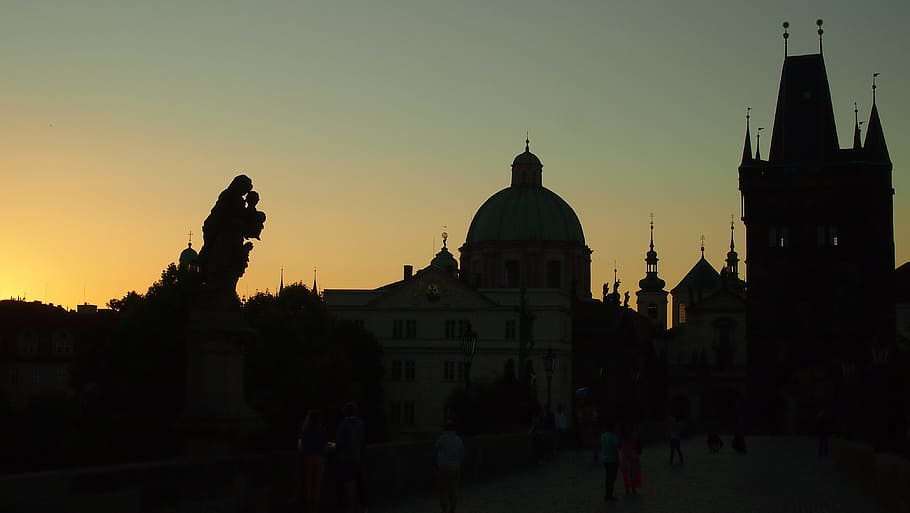praga, puente de carlos, estado de ánimo, república checa, históricamente, panorama, luz, amanecer, iluminación, juego de sombras