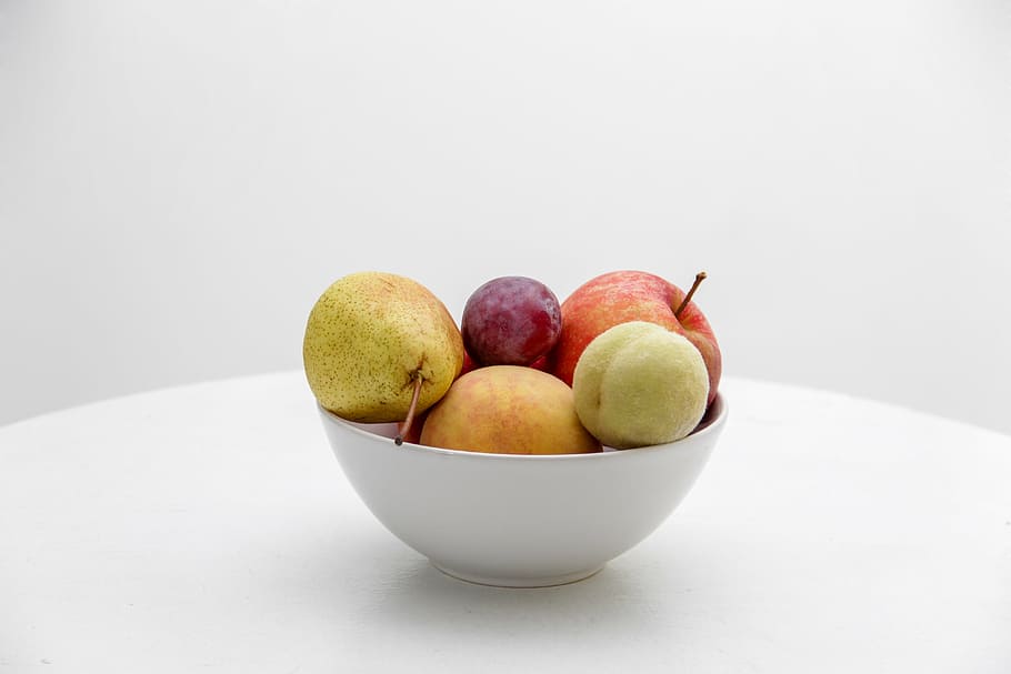 ассорти, фрукты, миска, гроздь, белый, керамика, еда, сочные, яблоко, груша