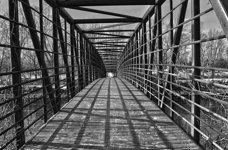 arquitectura, puente, pasarela, caminar, camino, cruce, perspectiva, punto de vista, blanco y negro, al aire libre