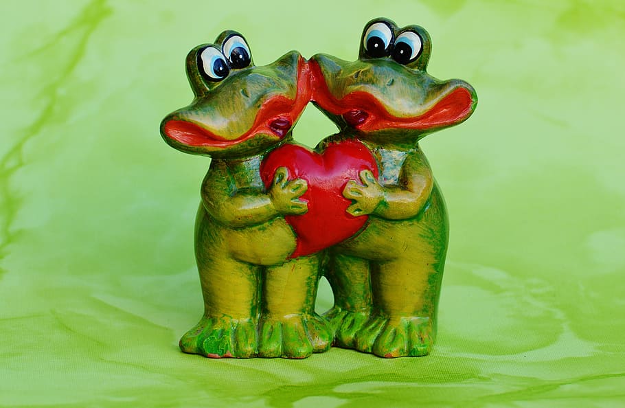 frogs, pair, funny, love, heart, frog, figure, animal, fun, deco