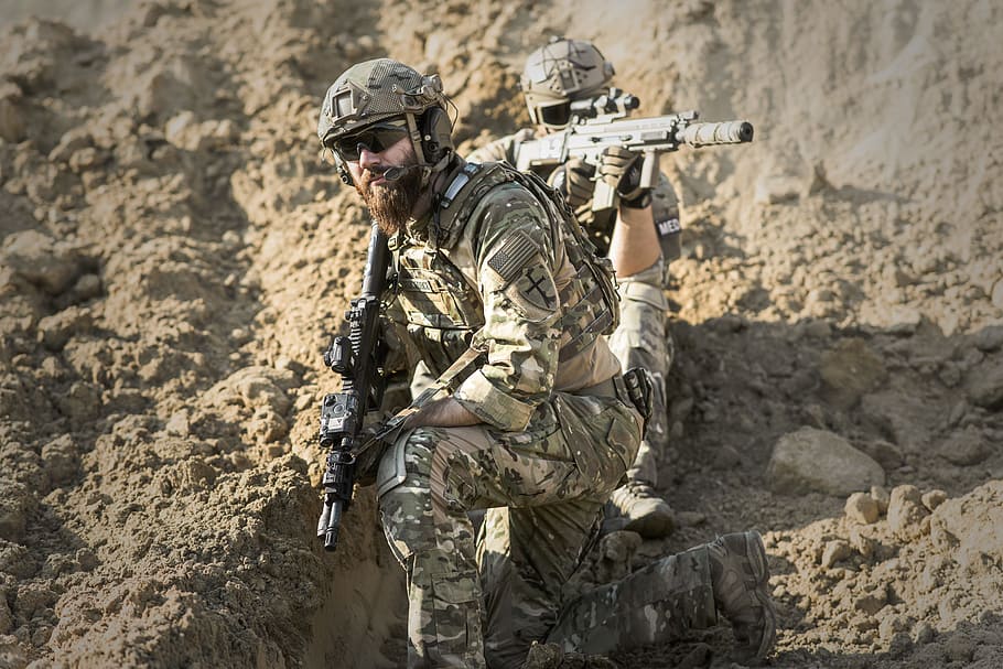 man, wearing, combat suit, holding, rifle, war, desert, guns, gunshow, soldier