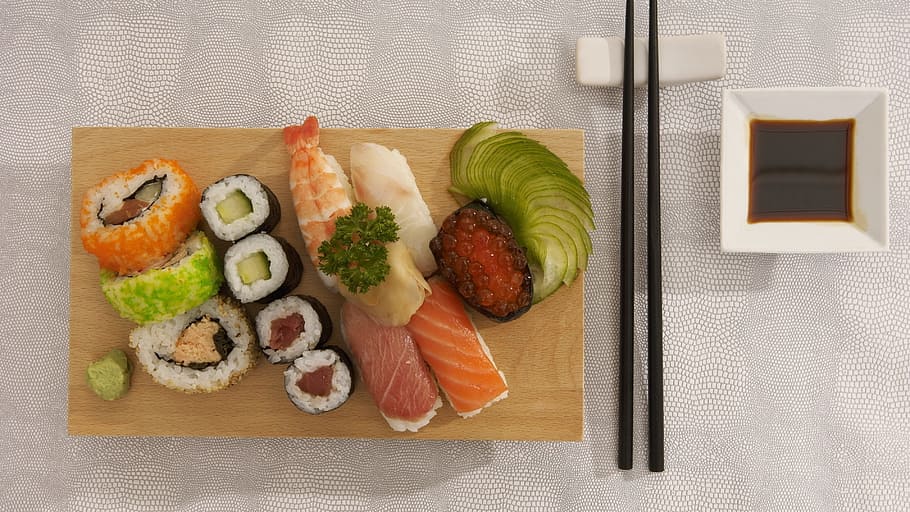 sushi, platter, chopsticks, plateau, kitchen, chinese, shrimp, lobster, crustaceans, food
