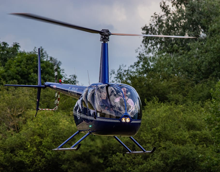 blue helicopter, helicopter taking off, take off, helicopter, flying, windshield, outdoor, fly, propeller, heliport