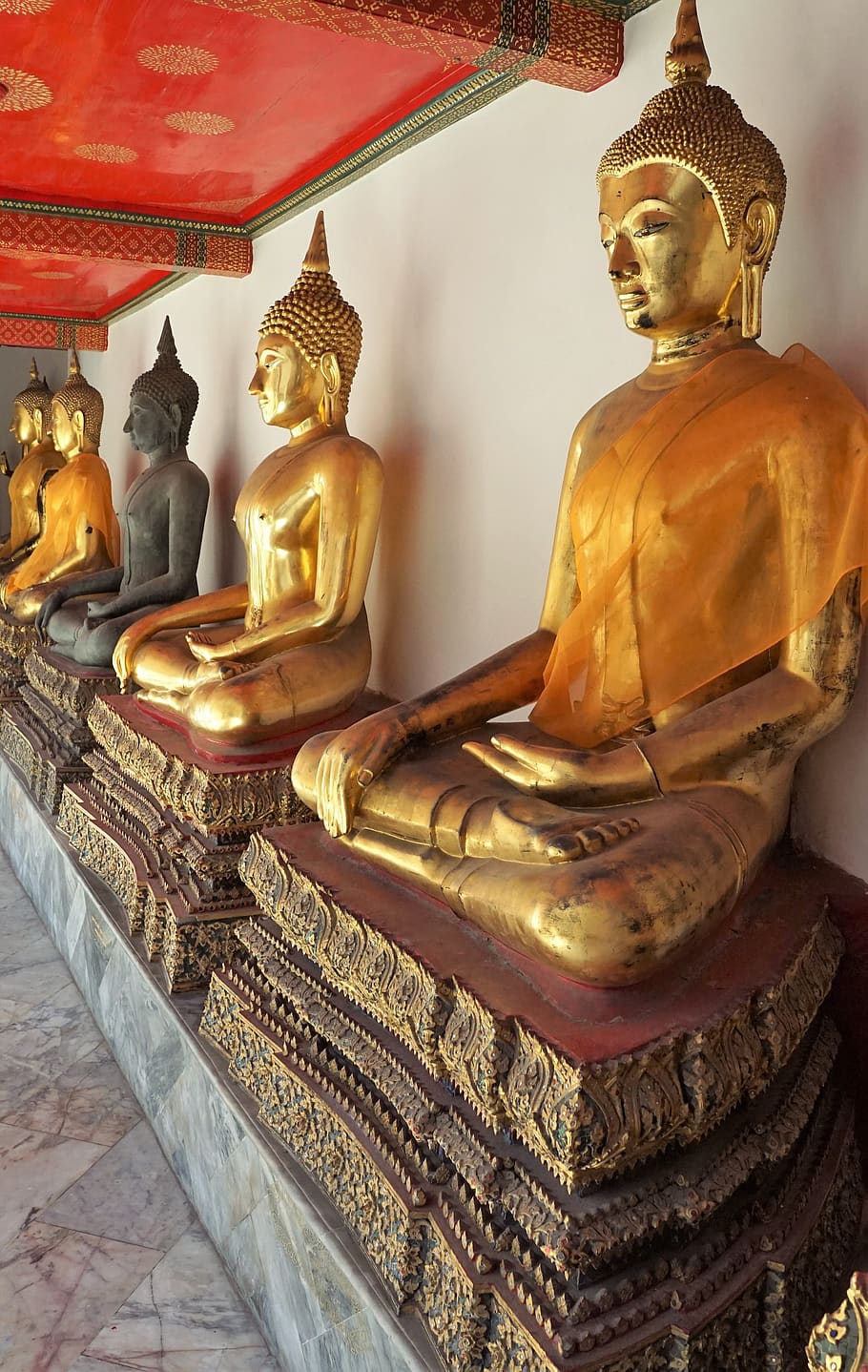 buddha, sculpture, statue, religion, temple, art, golden, spirituality, travel, ornament