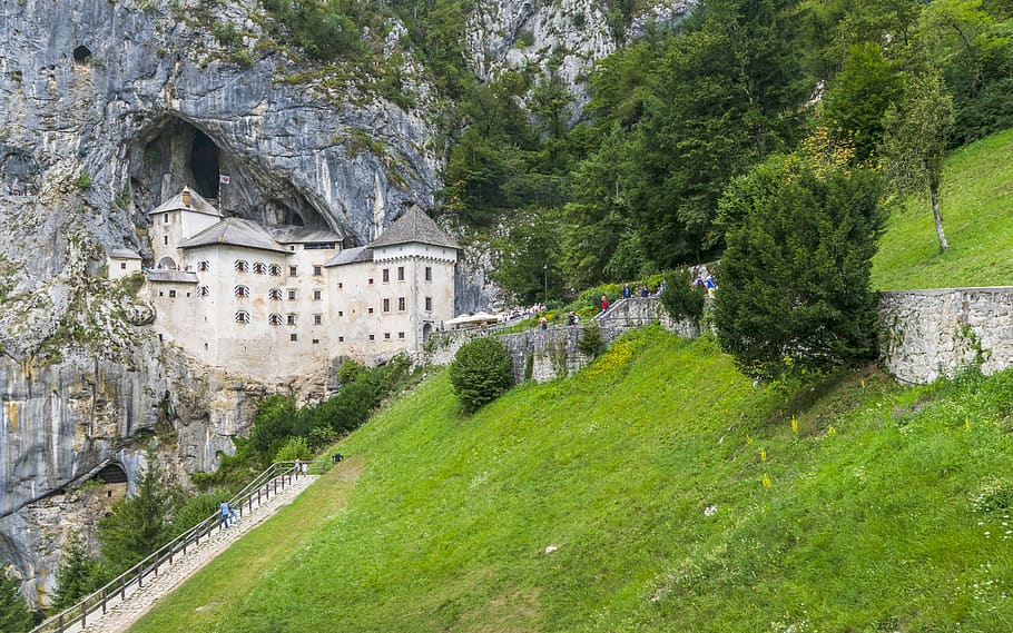 castelo predjama, castelo, eslovênia, postojna, predjama, turismo, monumento, predjamski, antigo, parede
