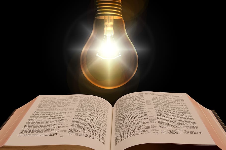 Biblia, libro, bombilla, luz, iluminación, Pentecostés, religión, cristiano, cristianismo, orar