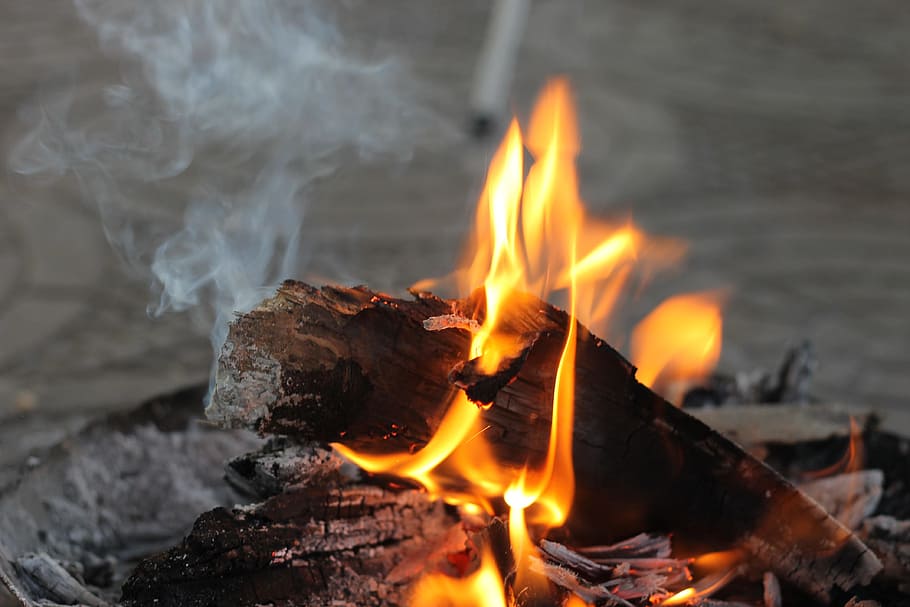 flame, heat, burn, bonfire, campfire, hot, flammable, firewood, coal, smoke