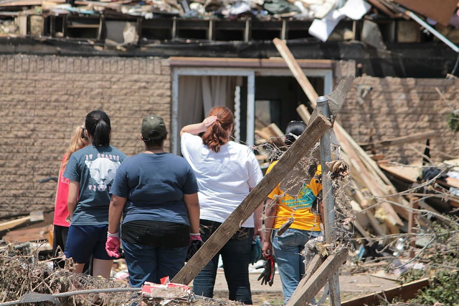 five, women, looking, wrecked, house, moore, oklahoma, tornado, disaster, ruin